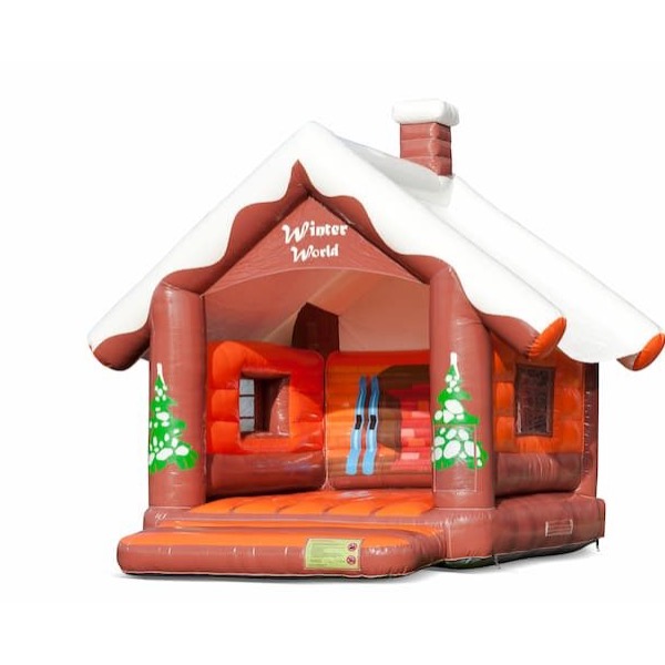 Deze Skihut Winterworld springkussen is een unieke attractie voor de wintermaanden, deze is te huur bij Attractieverhuur TimTom.