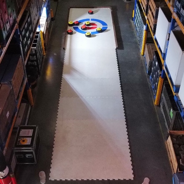 Curlingbaan (10M2) huren | Winterattracties | Attractieverhuur TimTom