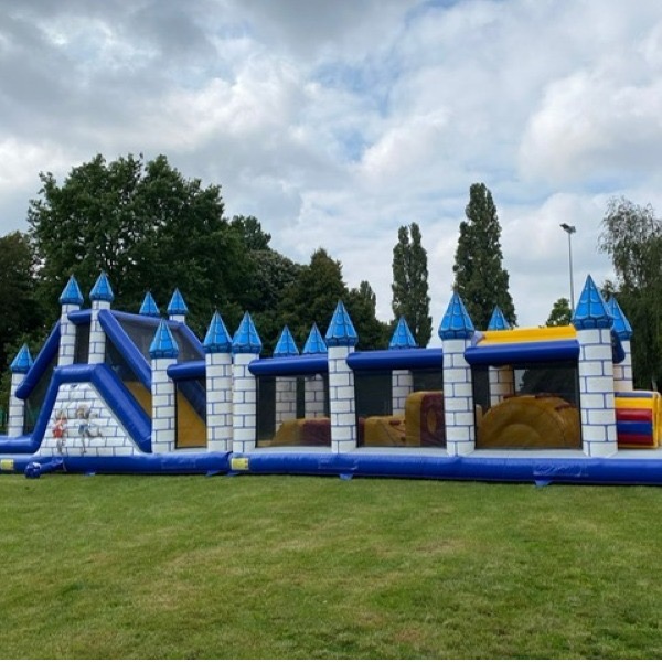 Kasteel Stormbaan huren bij Attractieverhuur TimTom