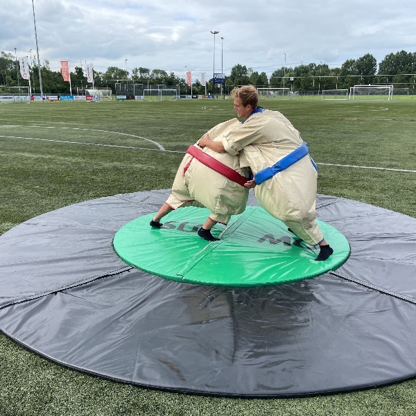 sumoworstelen, sumo huren